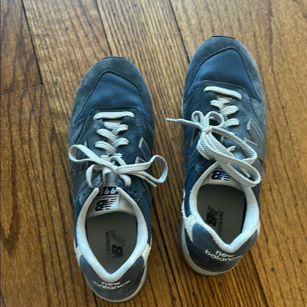 New Balance Blue and White Sneakers for Everyday Comfort